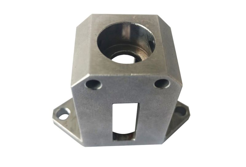 Staffa di lavorazione a CNC